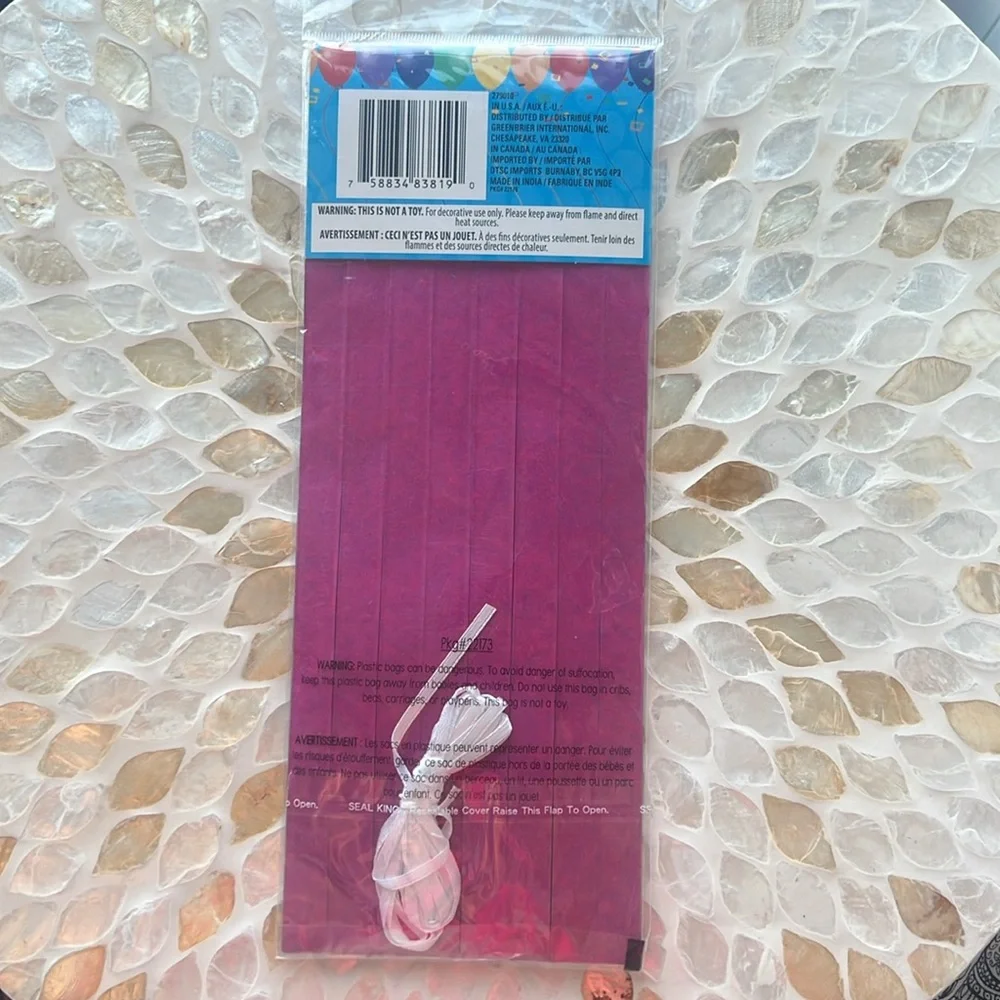 💝 $1 when Bundled 💝 NWT Colorful Tissue Tassel Garland 9 feet